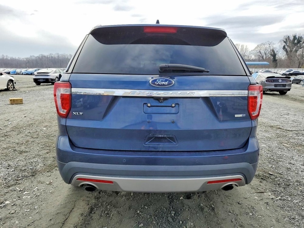 EXPLORER 2017 Glove Box 5028918