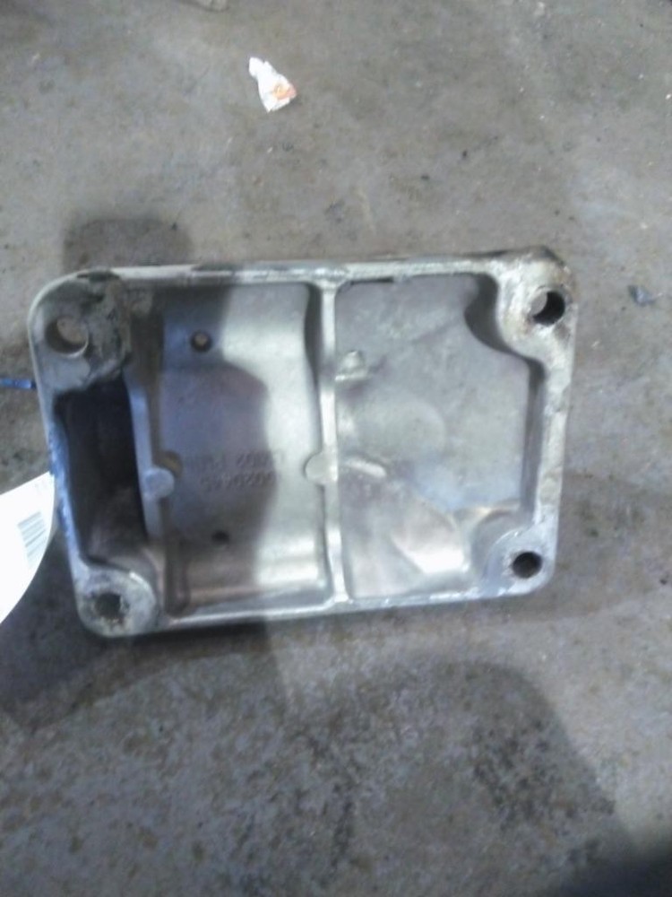 For 2021 PETERBILT 579 CAB MOUNT,BRACKET Right , OH