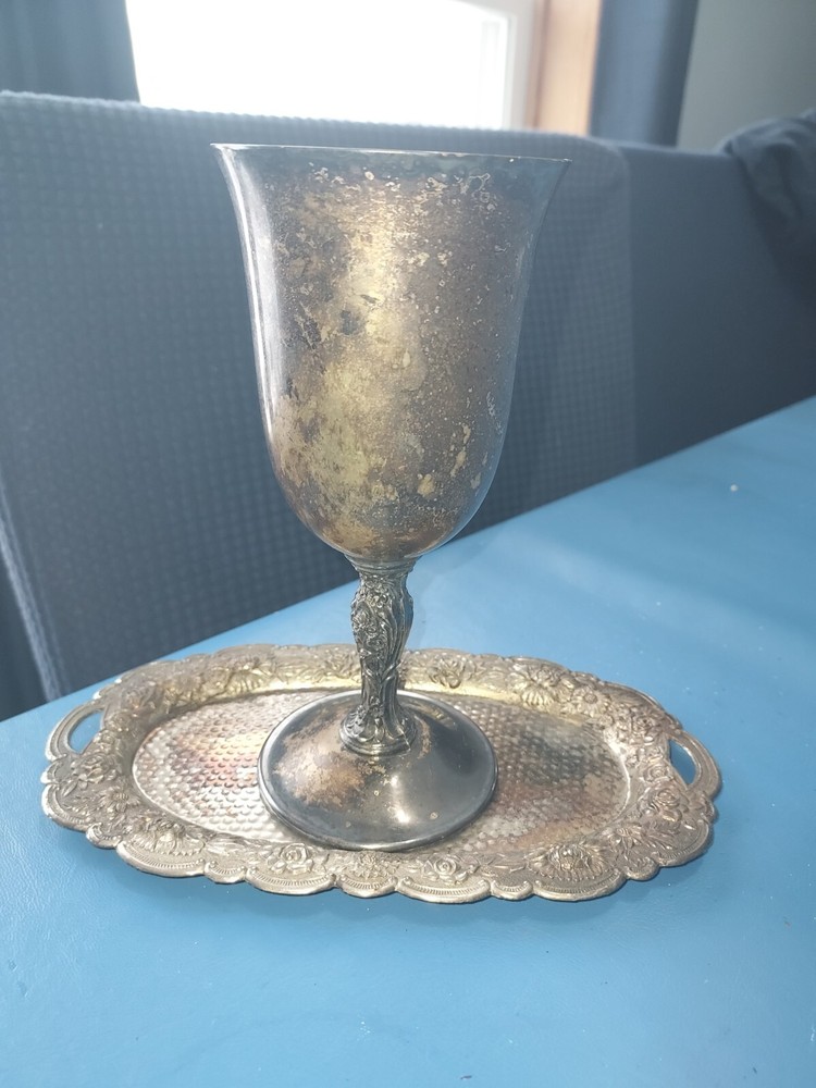 Wine Goblet, Unmatched Tray