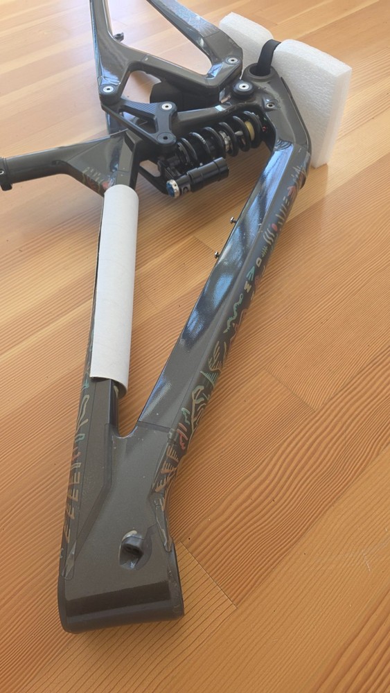 We Are One Arrival 152 Frameset