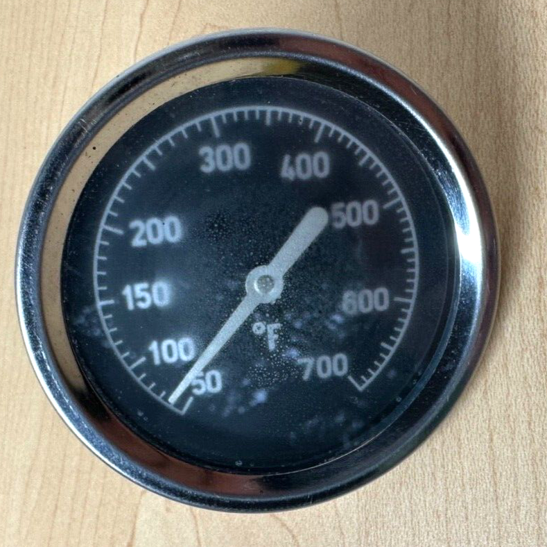 Analog Fahrenheit Thermometer Threaded 3/4" Stem Length 50-700