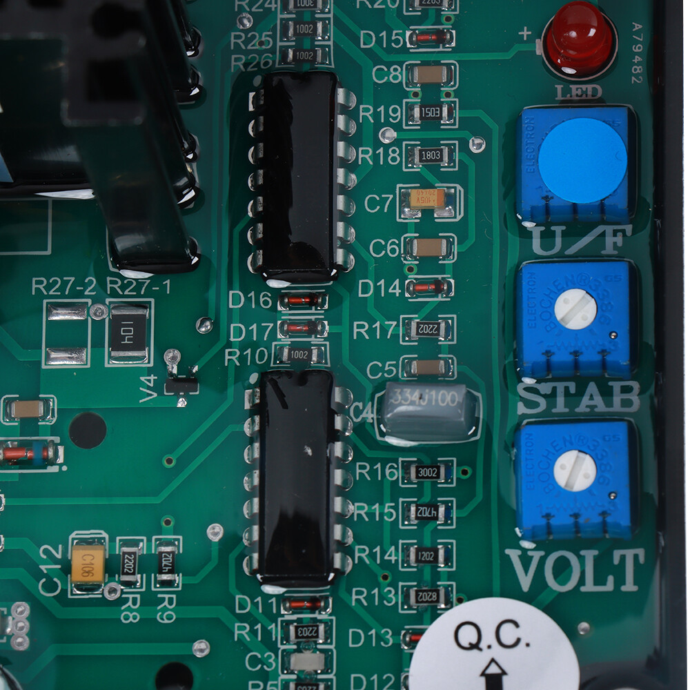 Universal Automatic Voltage Regulator AVR GAVR-15A Generator 15A 220V