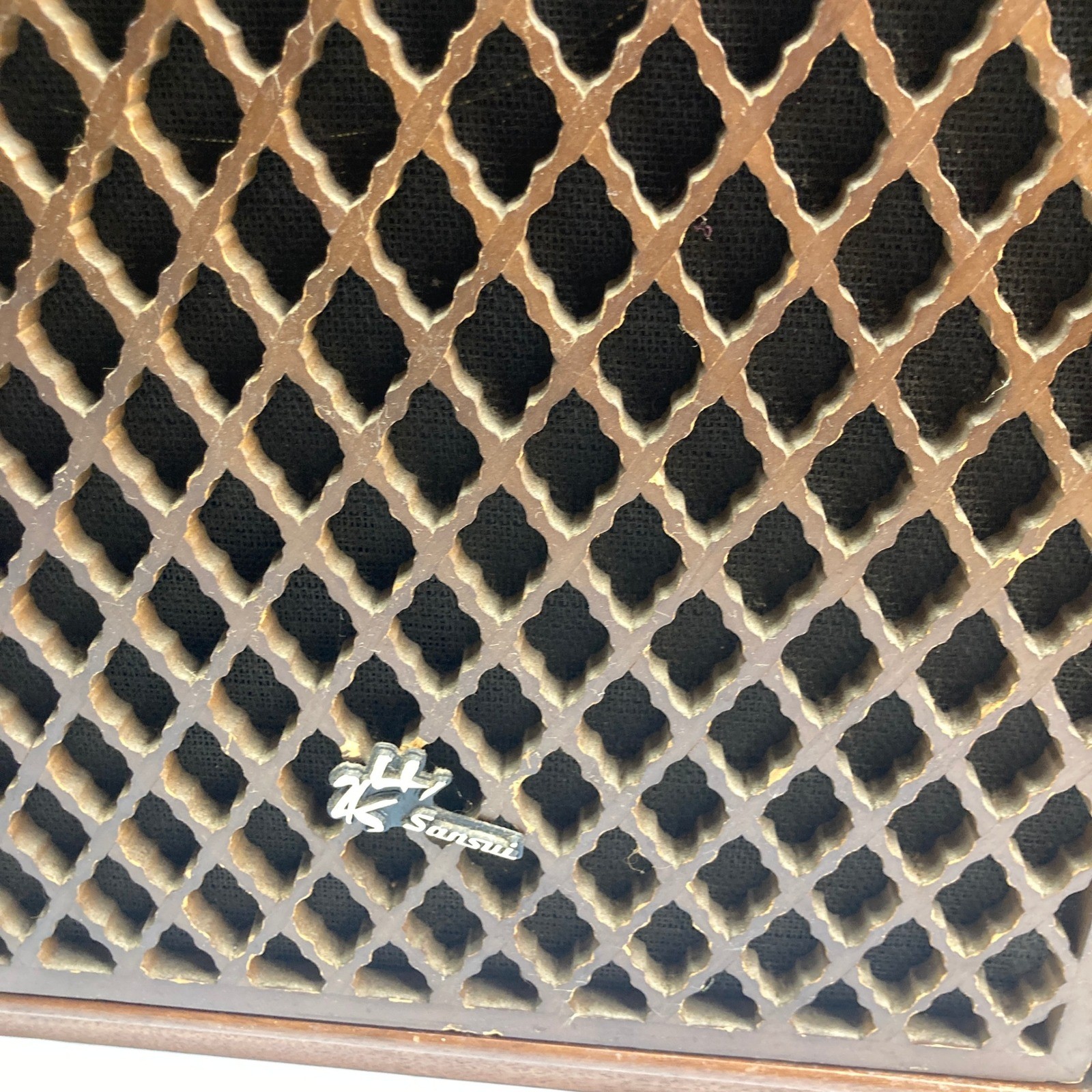 Vintage SanSui SP-70 wood Speakers Pair Bookshelf Stereo Speakers UNTESTED READ