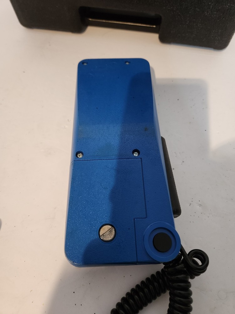 TIF 5550 Automatic Halogen Leak Detector with Hard Case