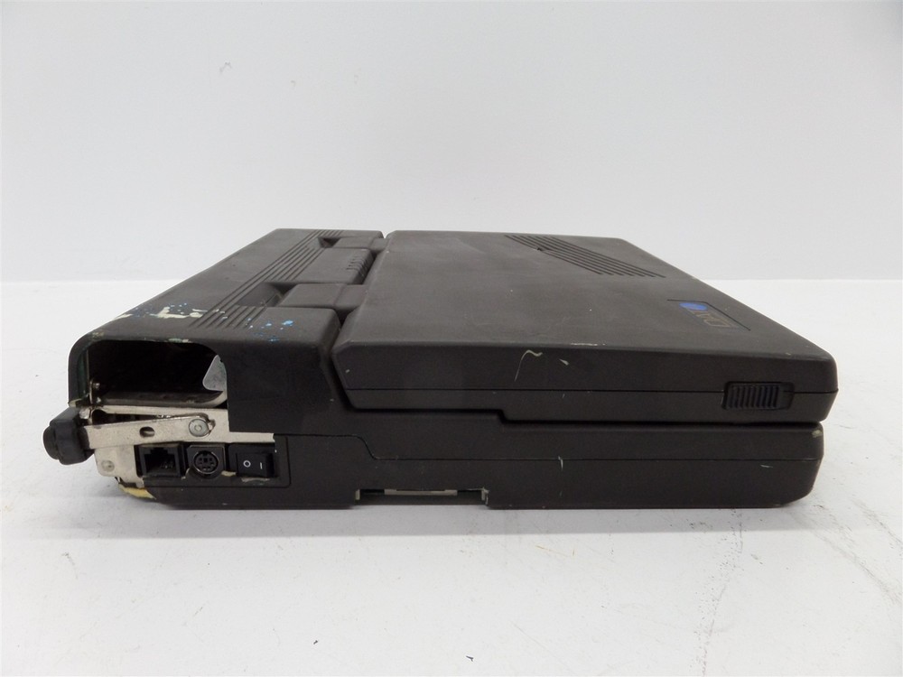 Vintage Dataworld PB9350 Laptop Computer - Broken Screen