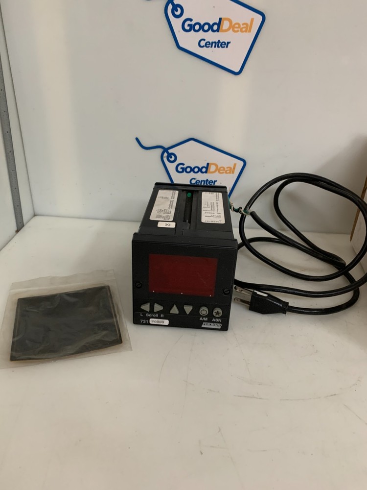 FOXBORO CONTROLLER 731 CA SERIES MODEL 731CA-31 A