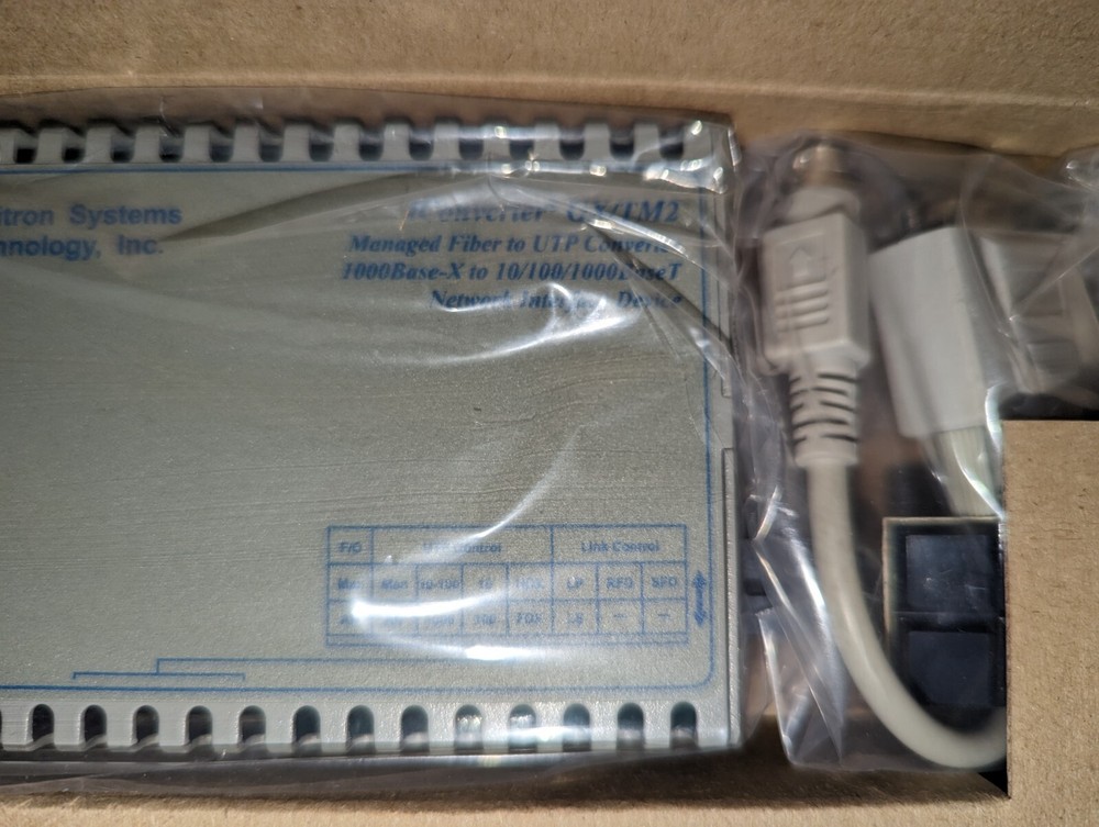 Omnitron iConverter GX/TM2 media converter & Network Interface Device
