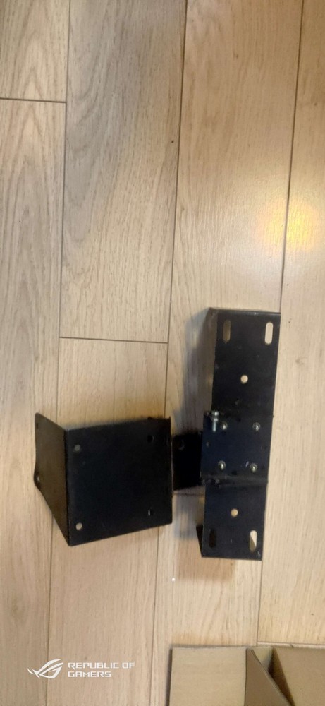 Slovenian army VHF amplifier with control box