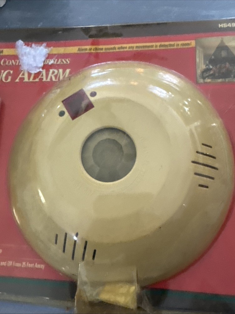 Dimango Motion Sensing Ceiling Alarm With 360 Sensor Remote Control HS4900D