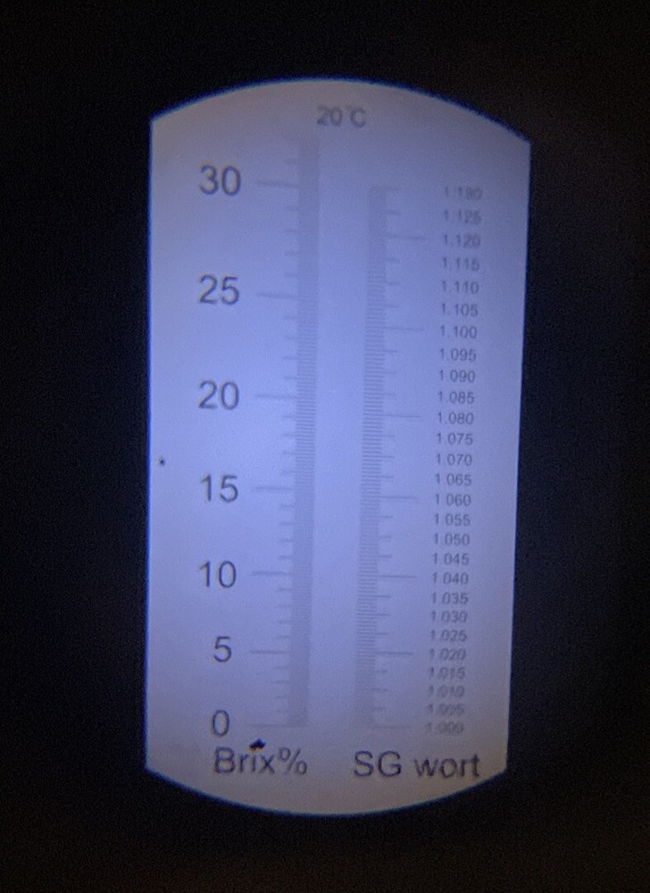 Brix Wort Specific Gravity Refractometer 0~32% Fruit Beer Wine Sugar Test US