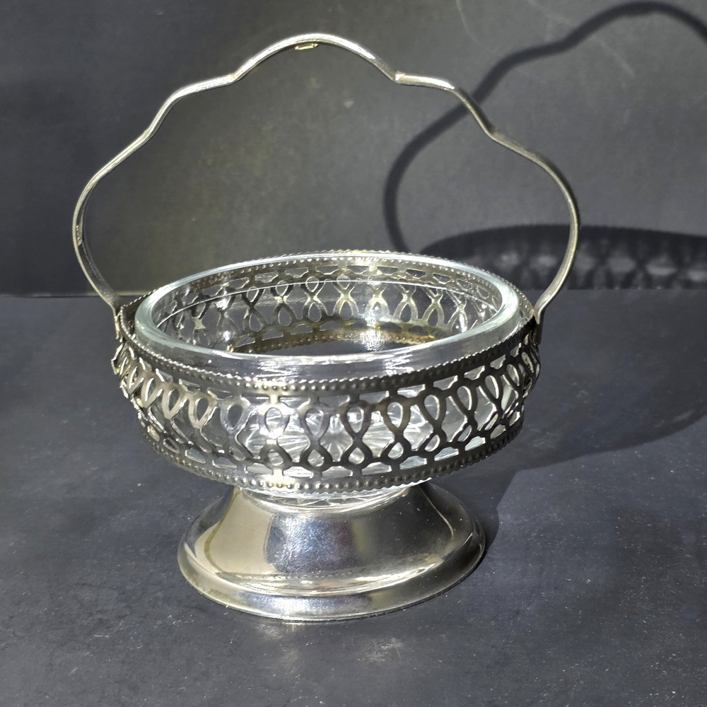 Sheffield  Silver-plate Serving Caddy Basket with 4" D Glass Insert Vintage