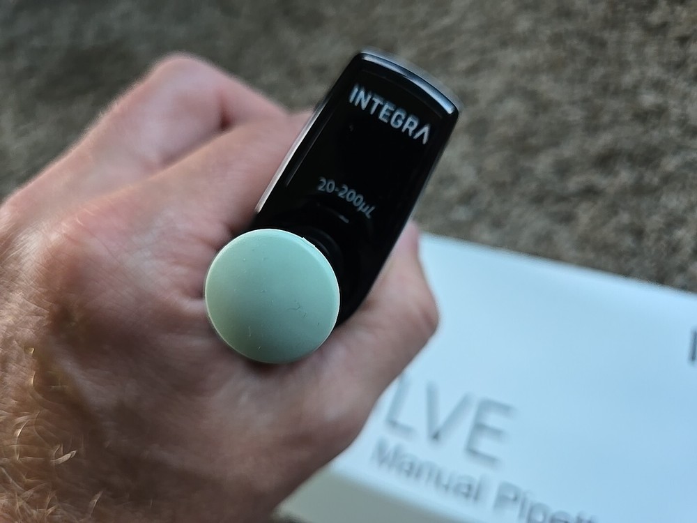 Integra Evolve Pipettes single channel adjustable 20 - 200 ul