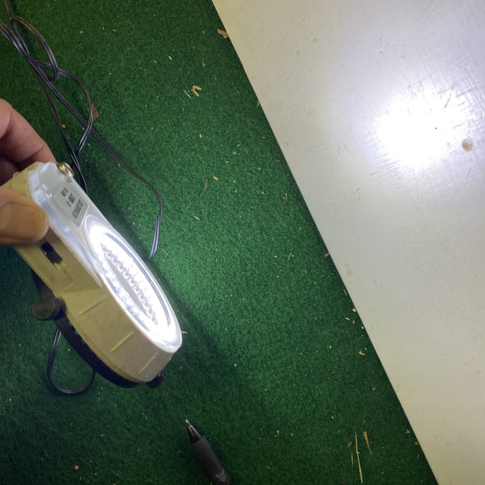 Luxo Led3000-10 Microscope Lamp "Working"