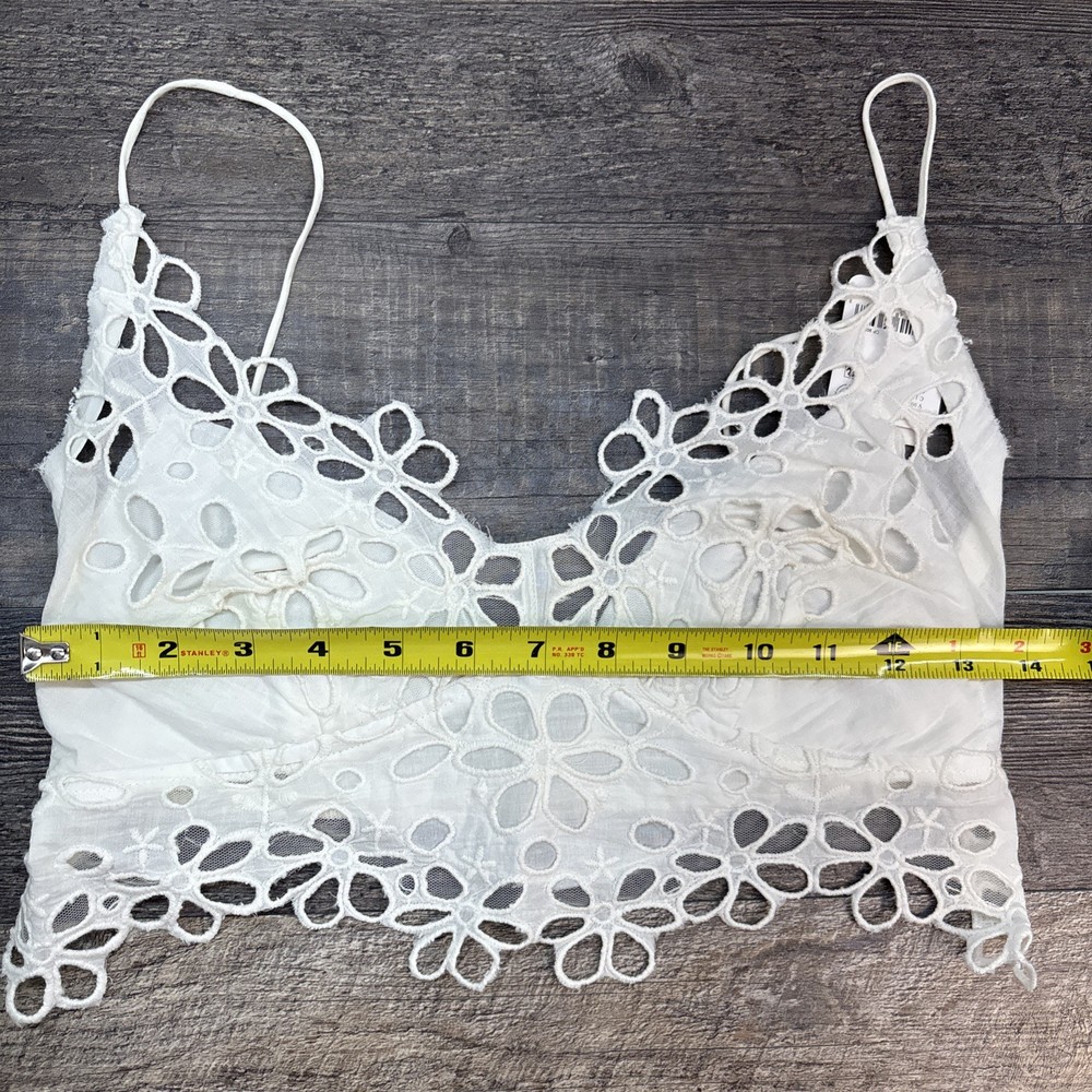 Free People Intimately Asteria Bralette Size Medium Pull-On White $48 NEW