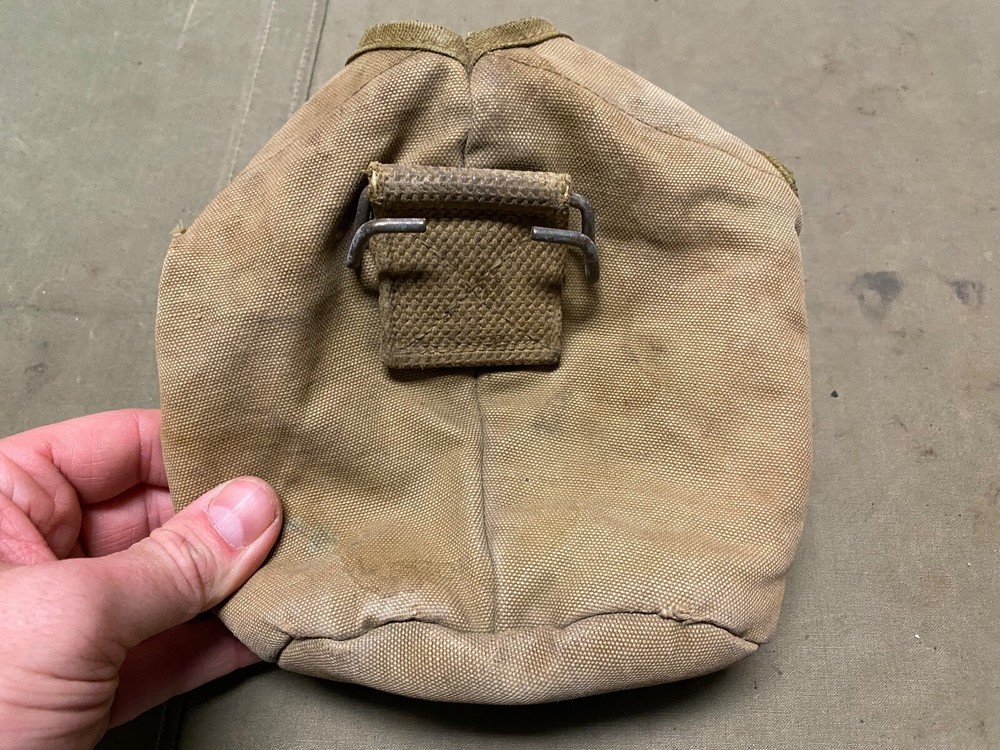 ORIGINAL WWII US ARMY M1942 CANTEEN CARRIER COVER