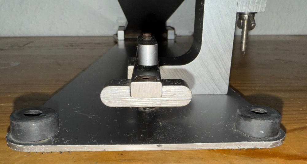 Axis Single Bass Drum Pedal