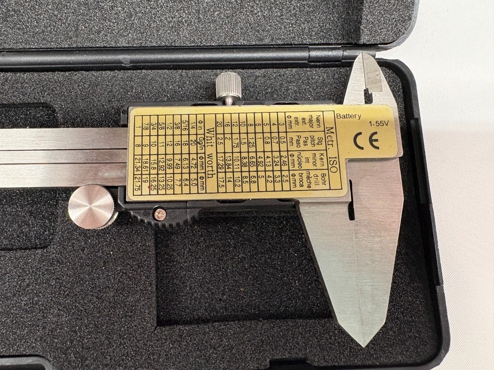 Cen-Tech 6in Digital Caliper Electronic Measuring Tool w Case Box 47257 Tested