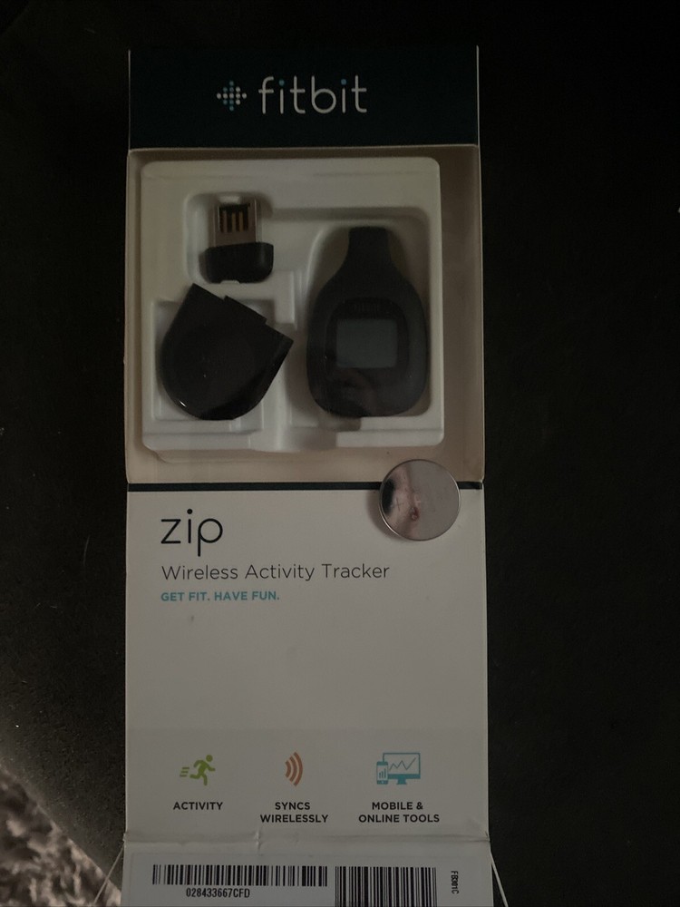 Fitbit Zip Activity Tracker Pedometer NEW In Box (open) Black +battery
