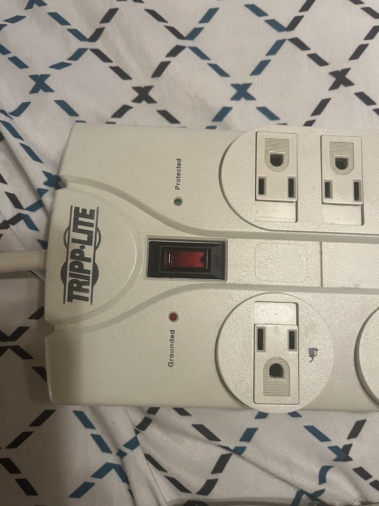 Tripp Lite Power Protector Super 6 Plus Tel