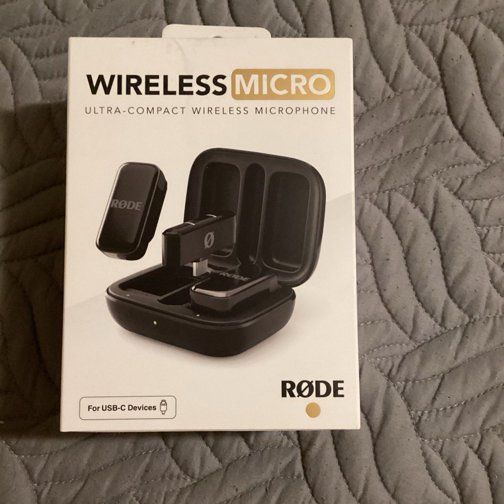 RØDE Wireless Micro USB-C Clip-On Microphone for iPhone/iPad, Black