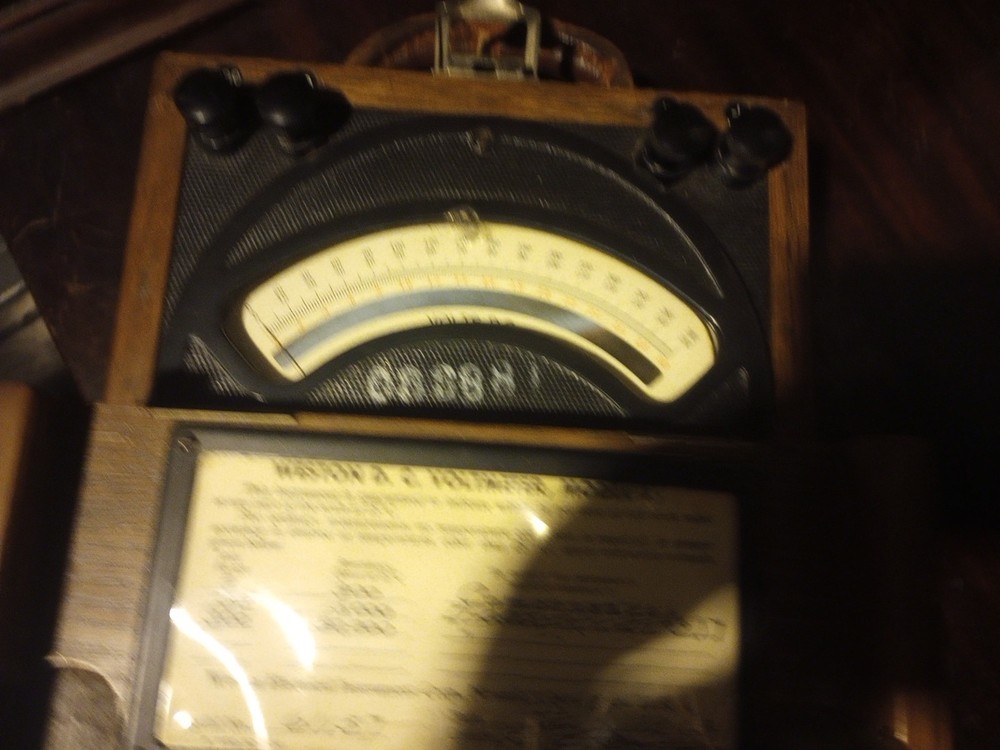 Very Nice Antique Weston 300 Vdc Meter Box