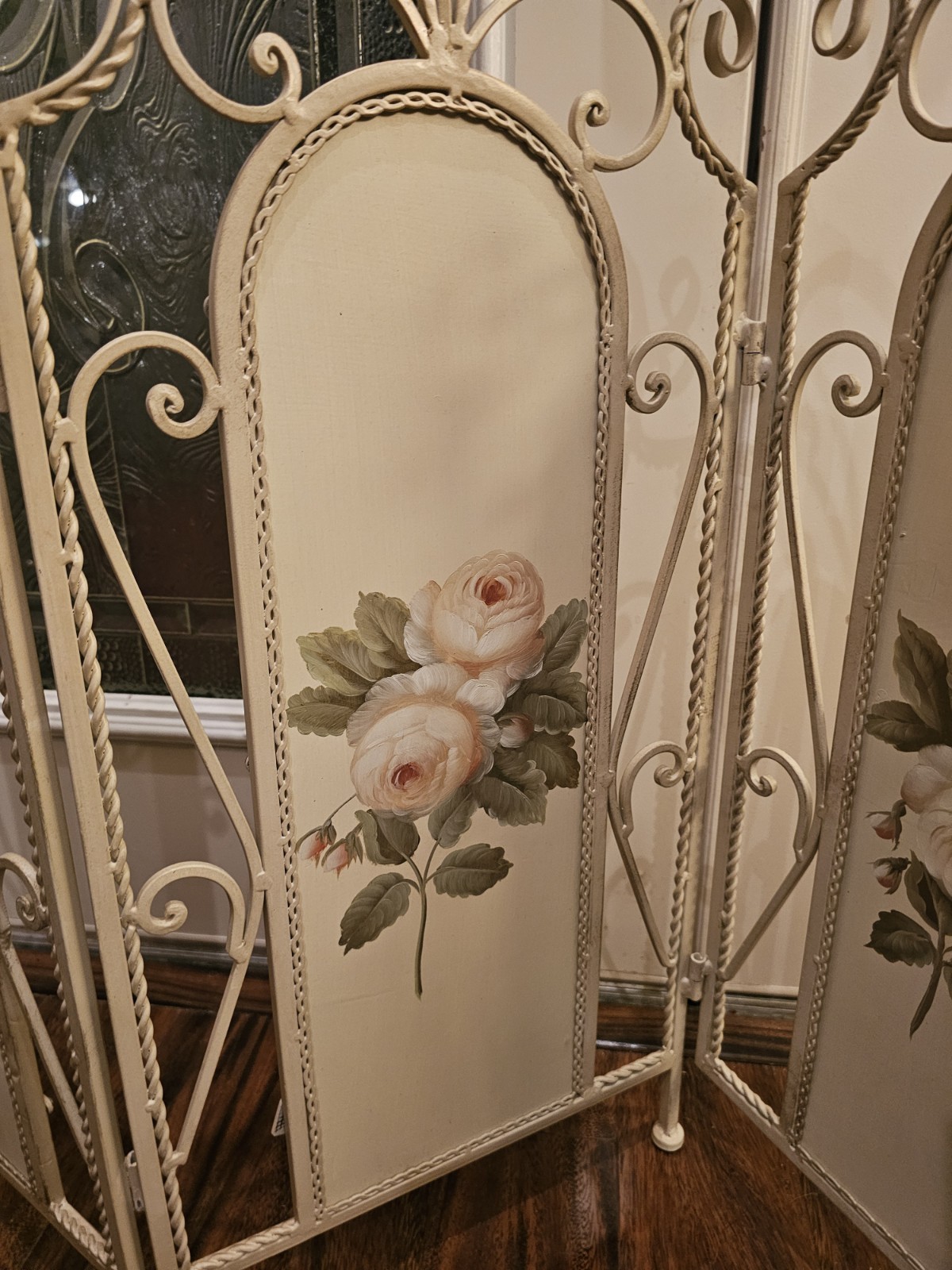 Vintage Victorian WroughtIron Short Room Divider W/Rose Panels-Very Good