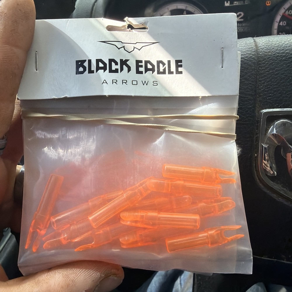 Black Eagle Standard Nocks - orange- 12pk - never opened