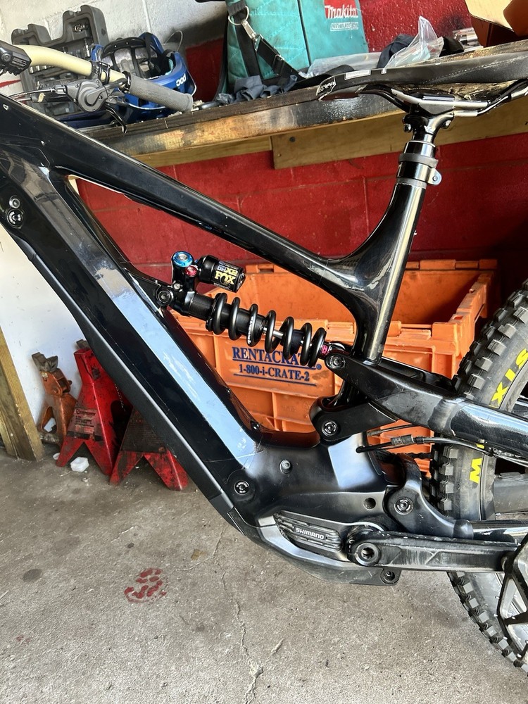 Fox standard mount coil shock like