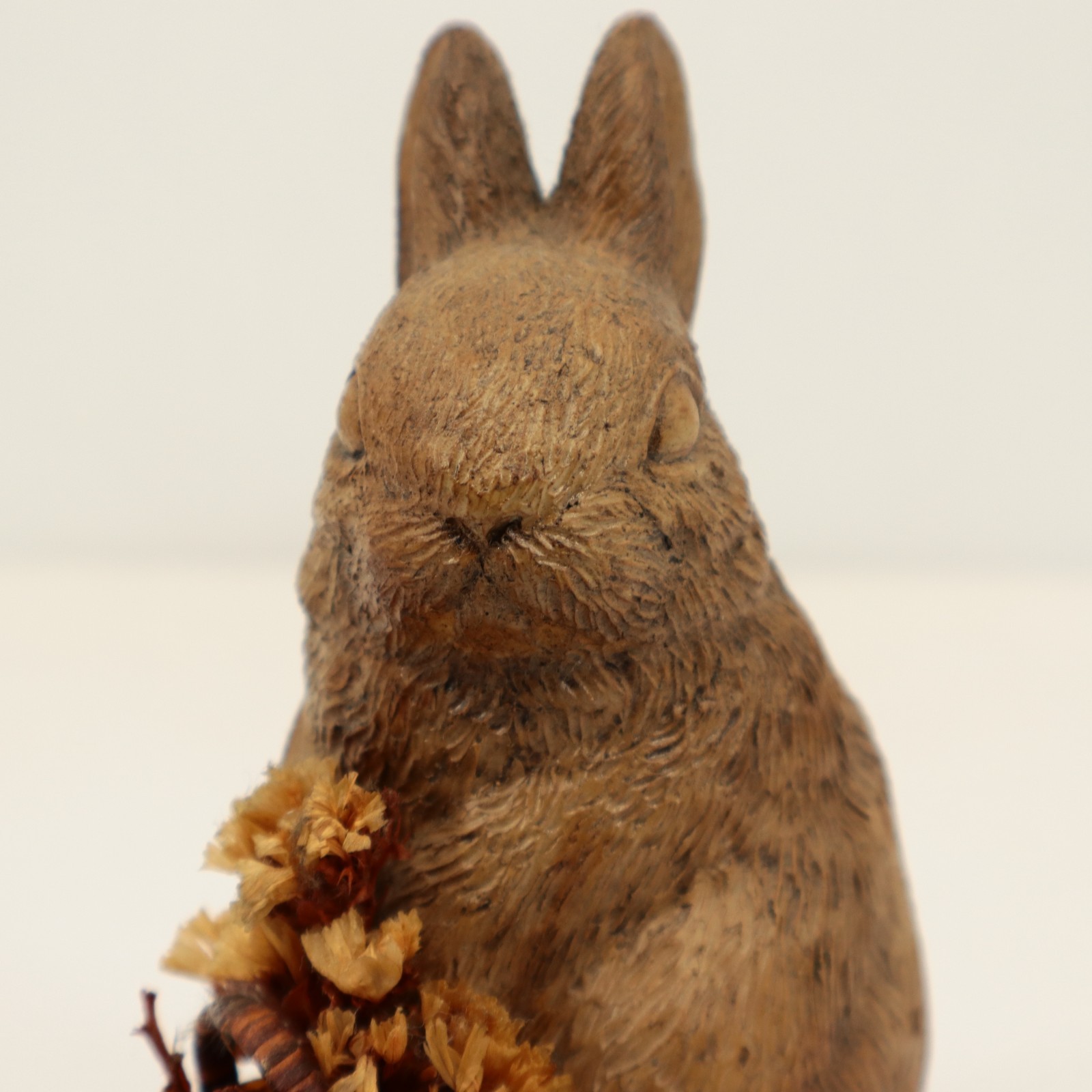 VTG Anise Rabbit Figurine United Design Corp Woodland Bunny w/ Basket Hydrostone