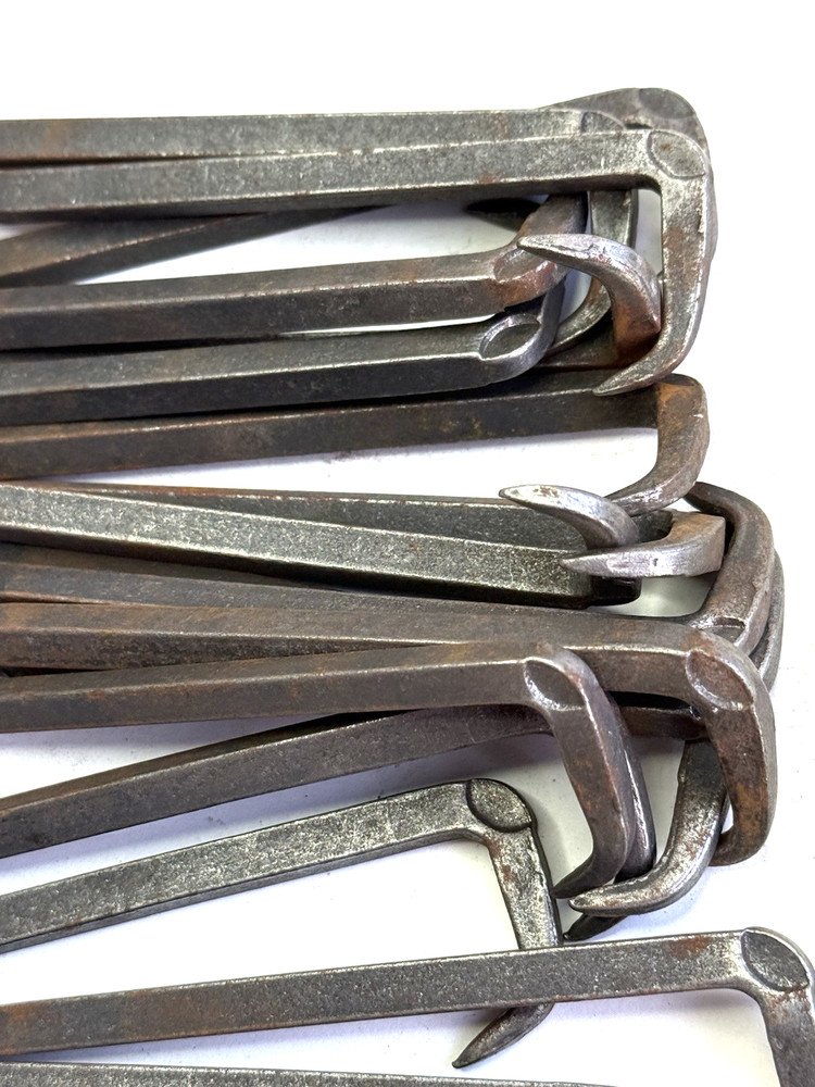 21 Woodworking Pinch Hold Downs