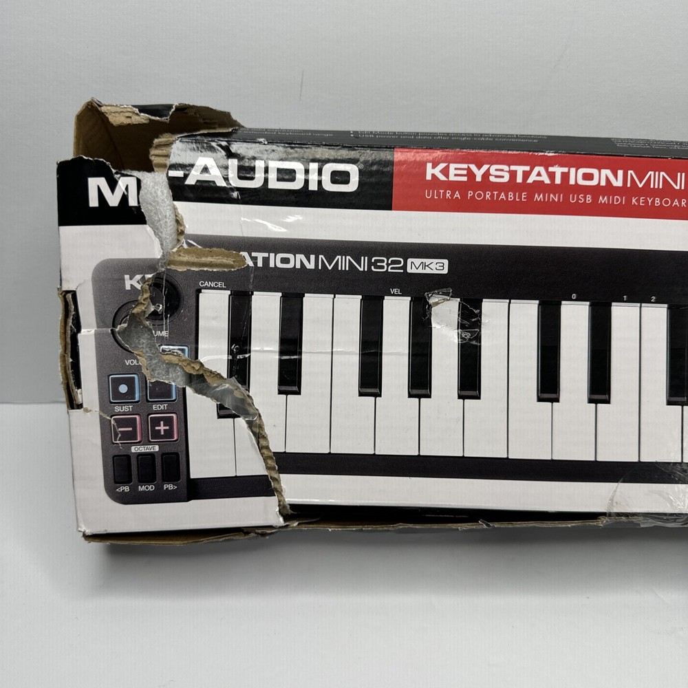 M-Audio Keystation Mini 32 MK3 32-key Keyboard Controller Damaged Box