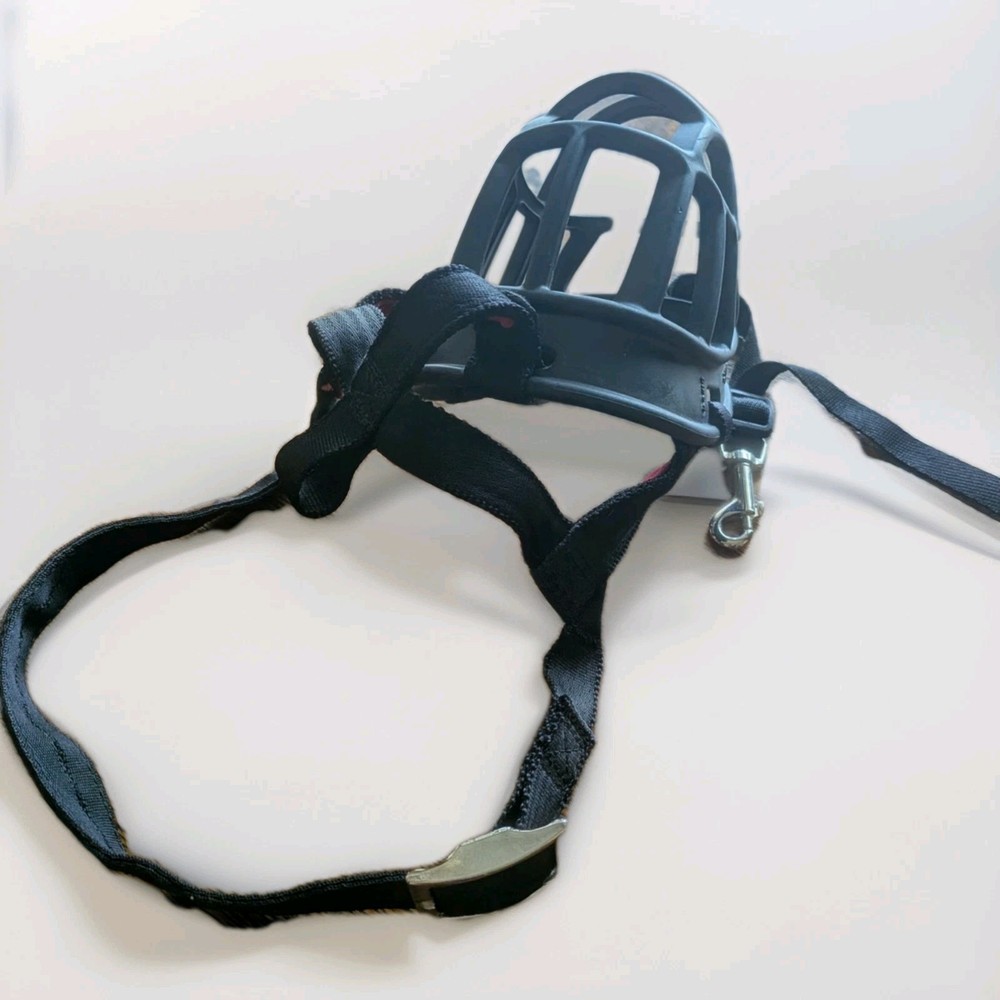 Duvo PlusResistant and Flexible Rubber Muzzle Medium