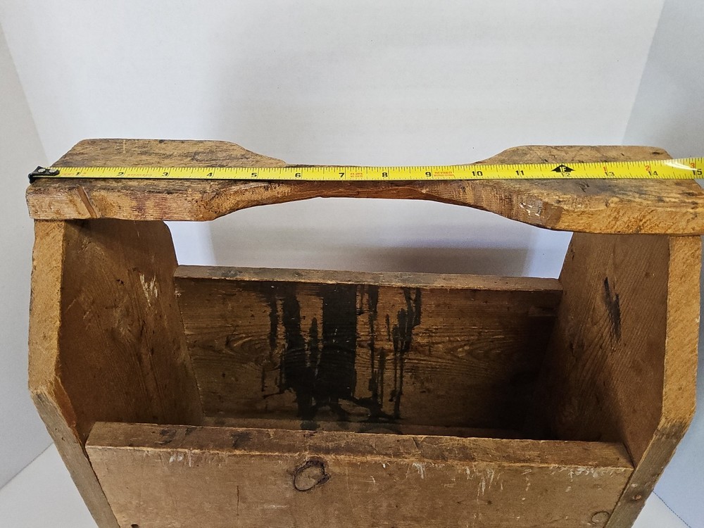 Primitive solid Wooden Carpenter Tool Caddy Tote w/Handle strong condition!