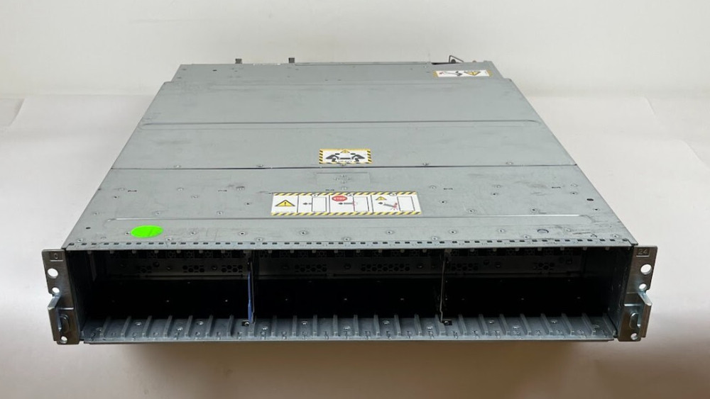 Dell EMC Unity OPE25 24-Bay 2U Array 2x 303-297-015C-02 Controllers SP