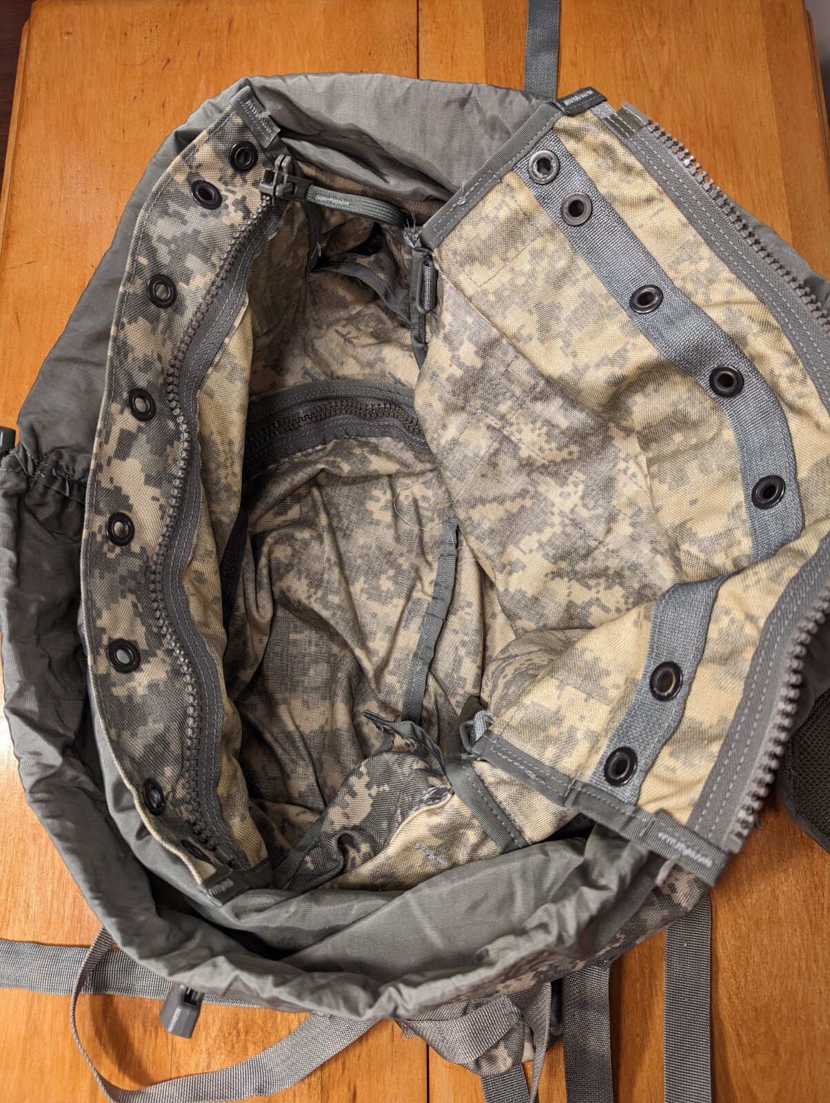 2 US Military Surplus Rucksacks USGI Large Field Pack MOLLE II ACU Modular GC