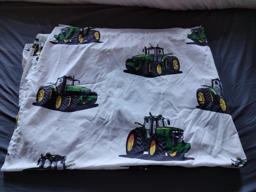 Licensed JOHN DEERE PiLLOWCASE And Flat Sheet 100%Polyester