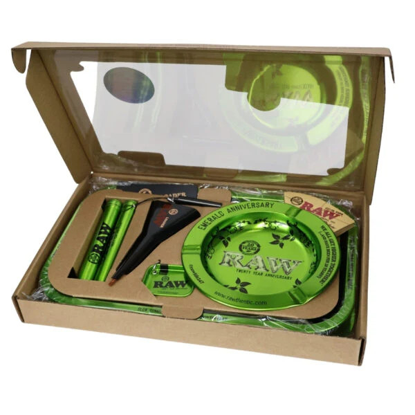 RAW 20th Anniversary Gift Set Emerald