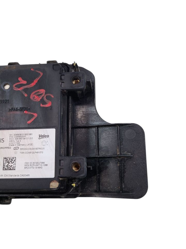 Used Blind Spot Detection System Warning Control Module fits: 2016 Hyundai Tucso