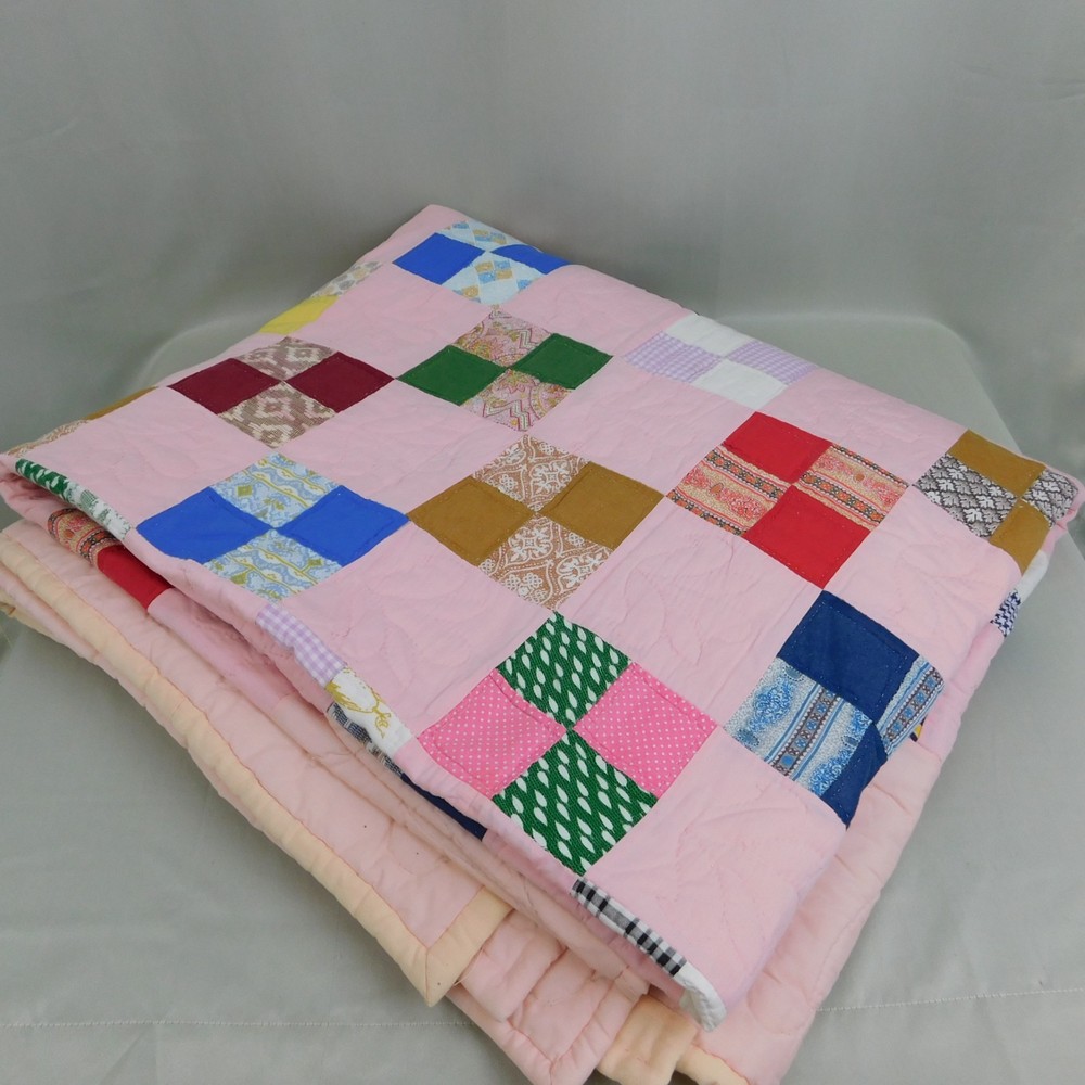 Handmade 4-Patch Pattern Quilt Solid Pink Backing 100 x 90 Colorful #C9