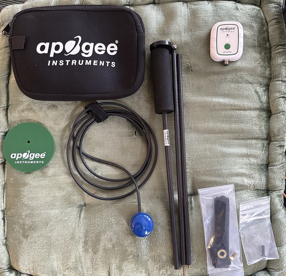 Apogee PQ-612 Package: microCache and ePAR Sensor with 2 meter cable + Extras