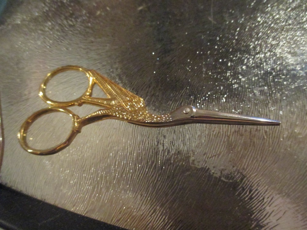 Vintage Stork Craft Sewing thread scissors The Creative Circle