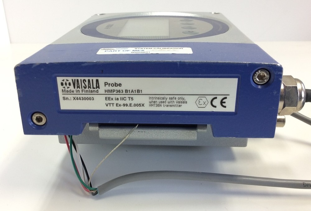 Vaisala HMT363 Humidity & Temperature Transmitter W/ Display *Broken Probe*