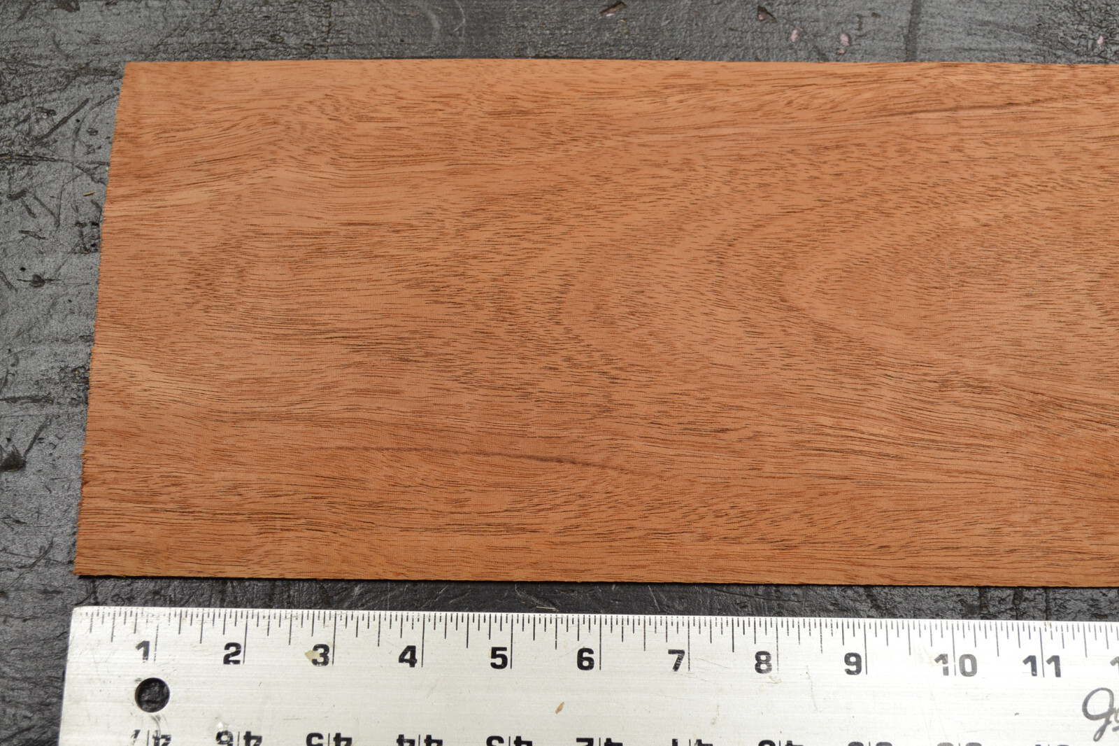 Honduran Mahogany Raw Wood Veneer Sheet 6.5 x 50 in 1/42nd 4668-06