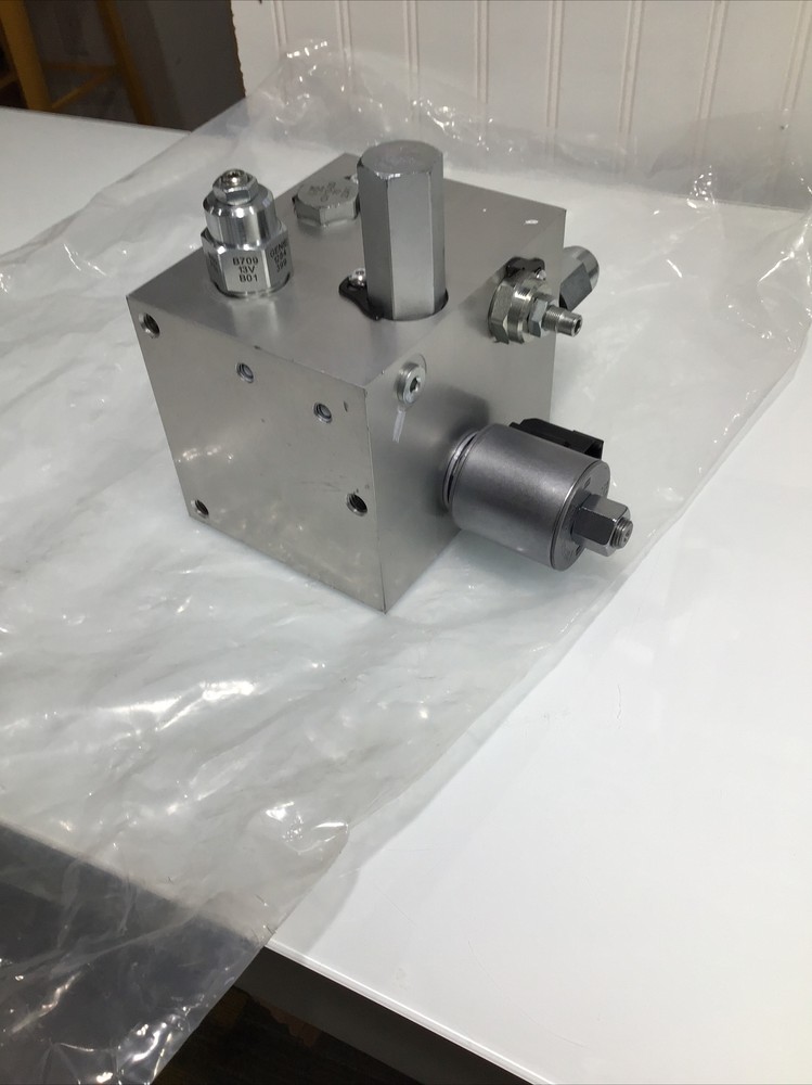 HydraForce HF114275-17 Combo Valve