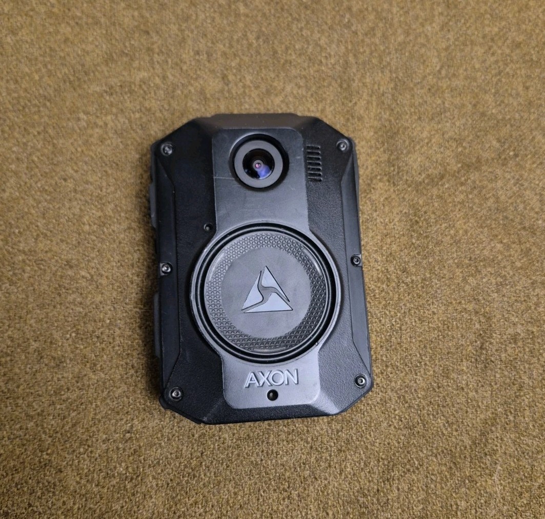 Axon Body 3 AX1023 Body Camera READ DESCRIPTION