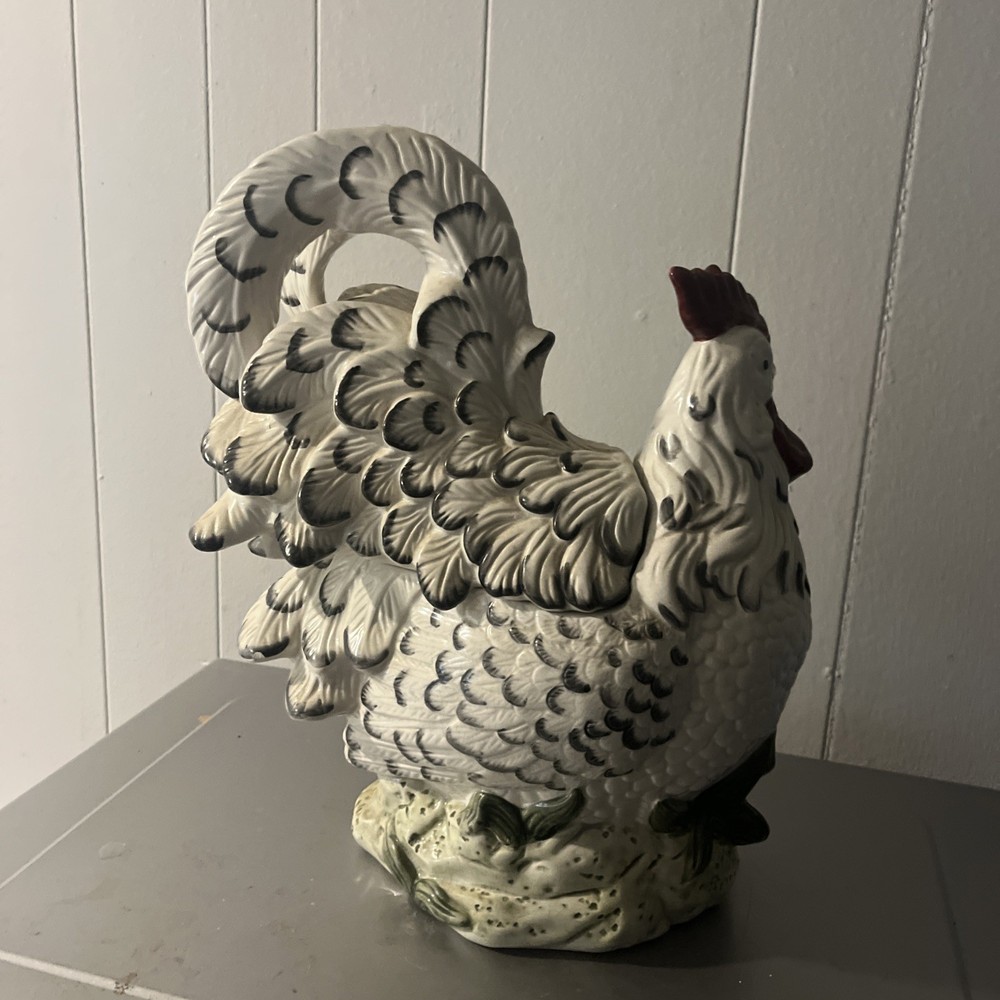 Medium Ceramic Rooster And Hen with Cookie Jar/Canister