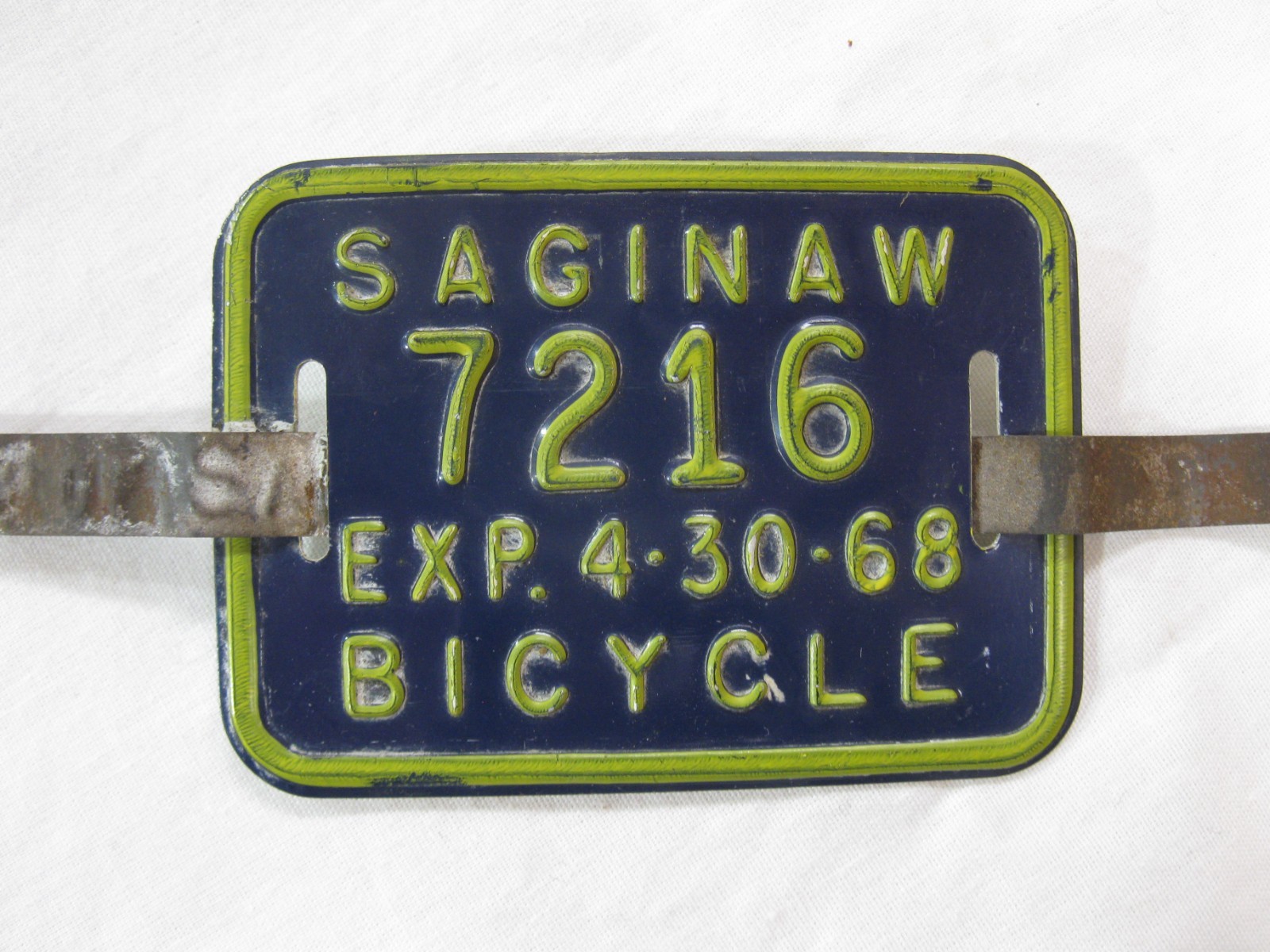 1968 SAGINAW MI MICHIGAN Bicycle Bike License Plate and Seal Tag