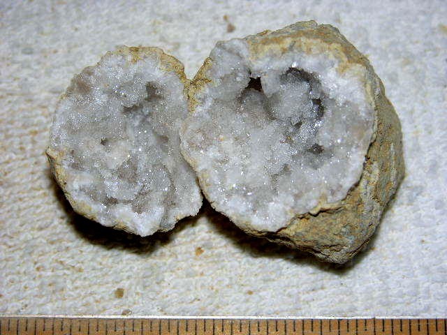 Geode pair opened with crystal centers 2.5 inch G62