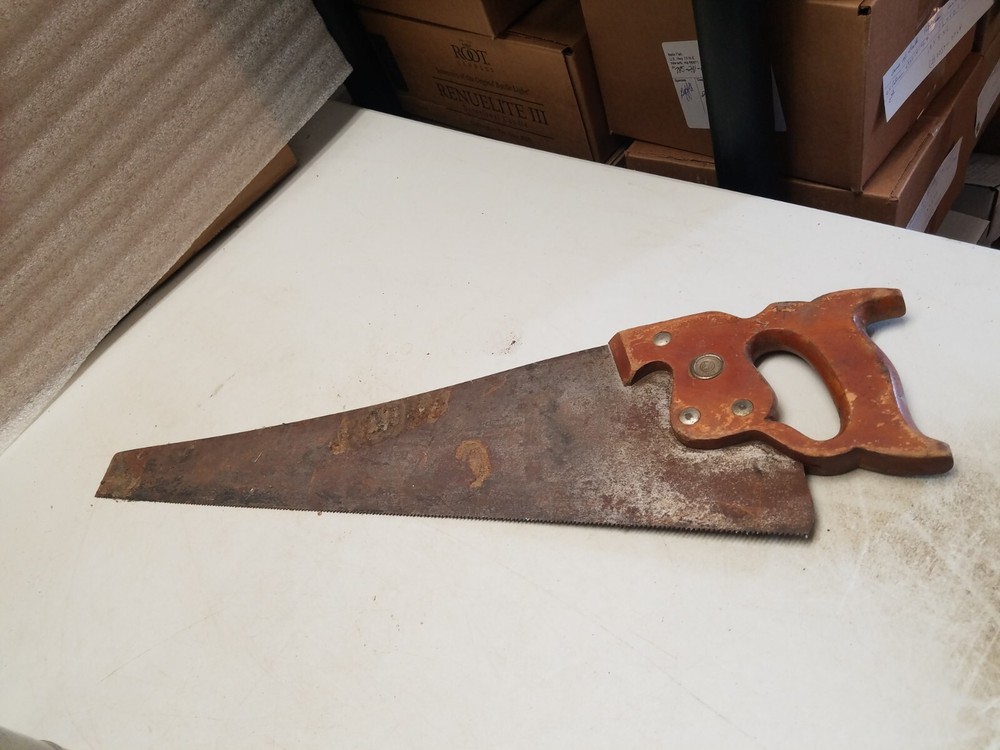 Diston 22" Hand Saw (V)