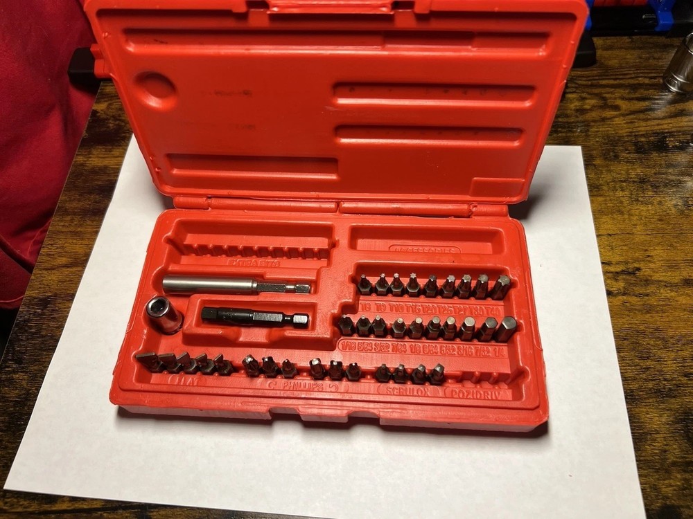 Snap On Magnetic Master Ratcheting Screwdriver Bit Set W/Case SDM400A NEW